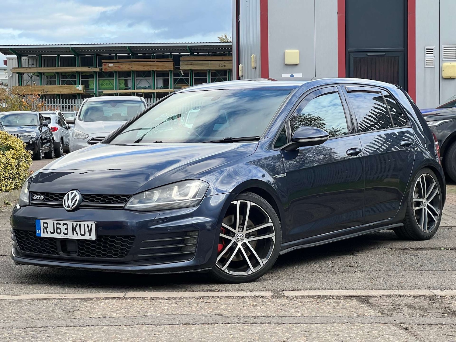 Used Volkswagen Golf 2014 for sale - 77022446: Photo 5