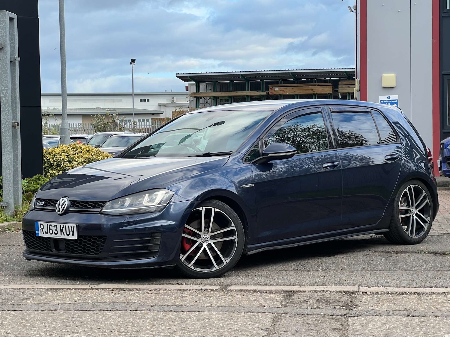 Used Volkswagen Golf 2014 for sale - 77022446: Photo 6