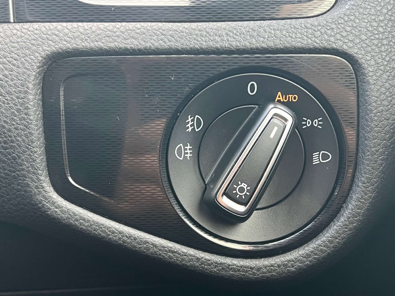 Used Volkswagen Golf 2014 for sale - 77022446: Photo 69