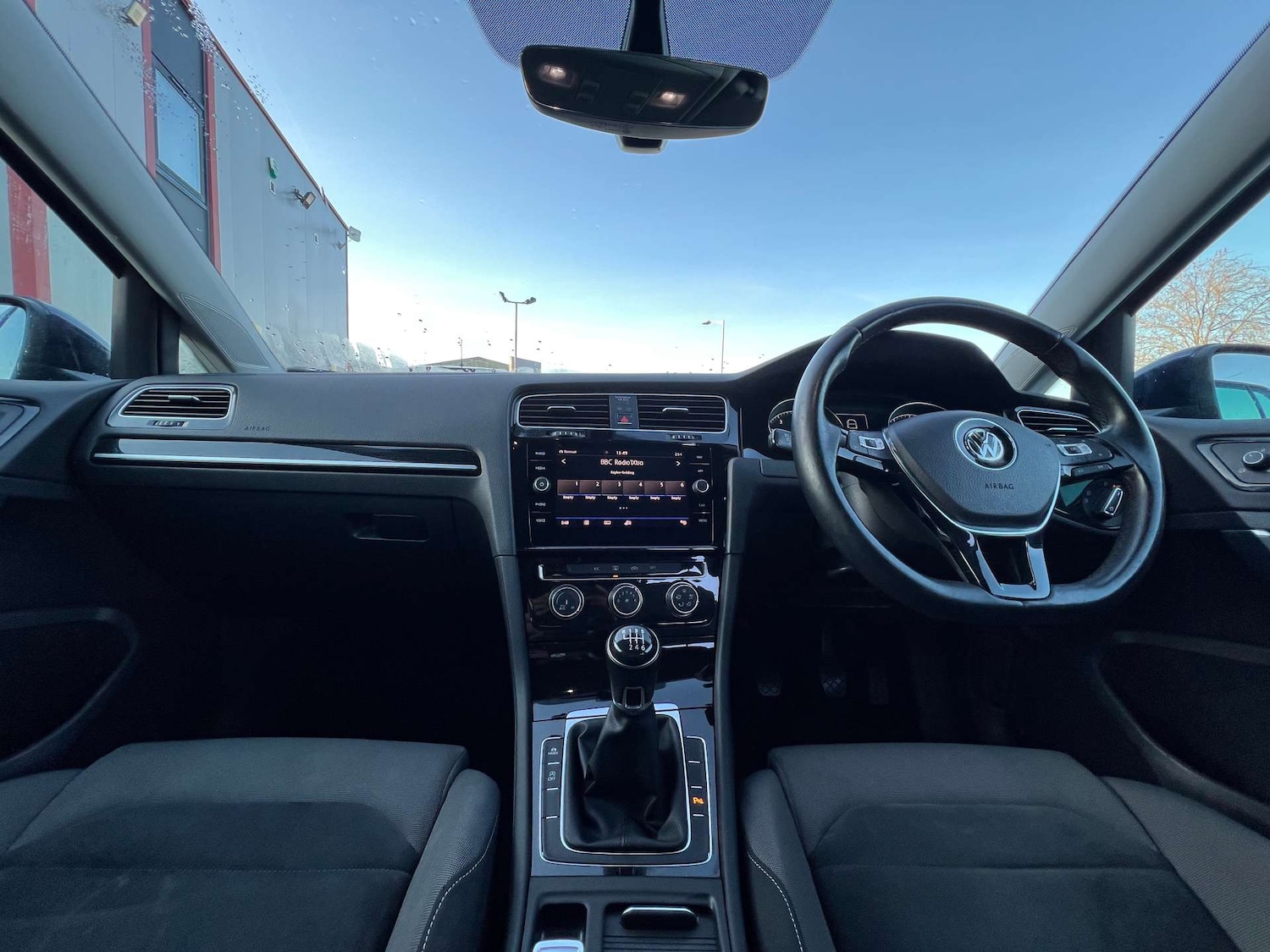 Used Volkswagen Golf 2018 for sale - 77025223: Photo 21