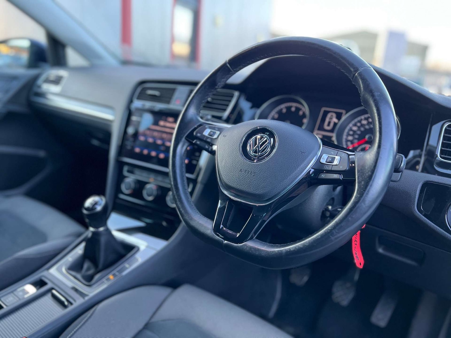 Used Volkswagen Golf 2018 for sale - 77025223: Photo 26