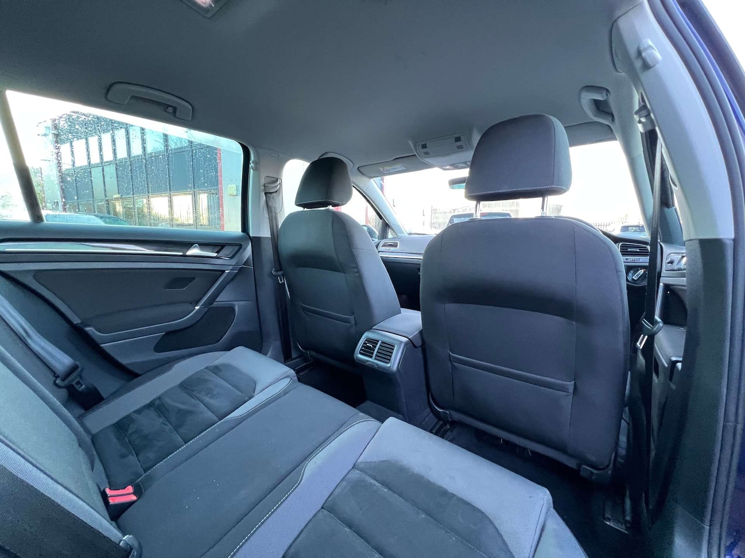 Used Volkswagen Golf 2018 for sale - 77025223: Photo 32