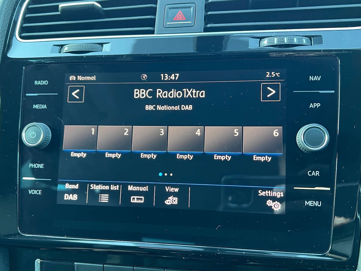 Used Volkswagen Golf 2018 for sale - 77025223: Photo 49