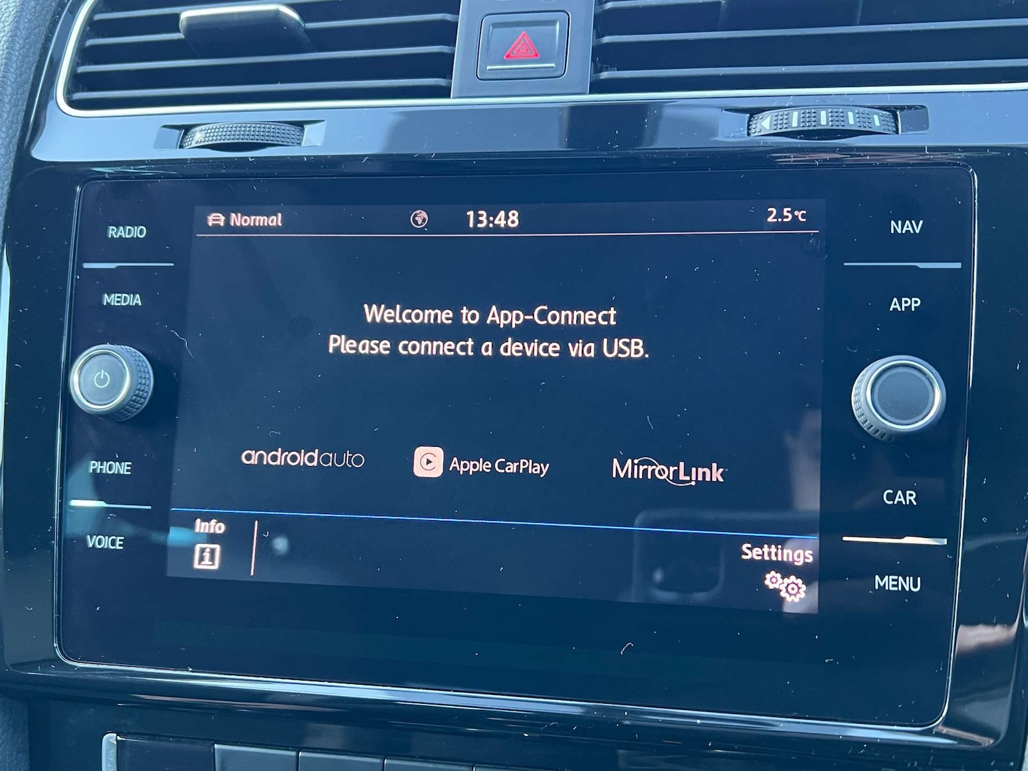 Used Volkswagen Golf 2018 for sale - 77025223: Photo 54