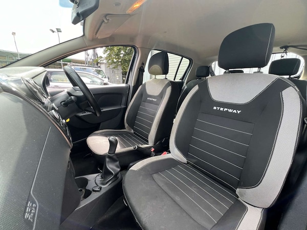 Used Dacia Sandero Stepway 2017 for sale - 73877480: Photo 18