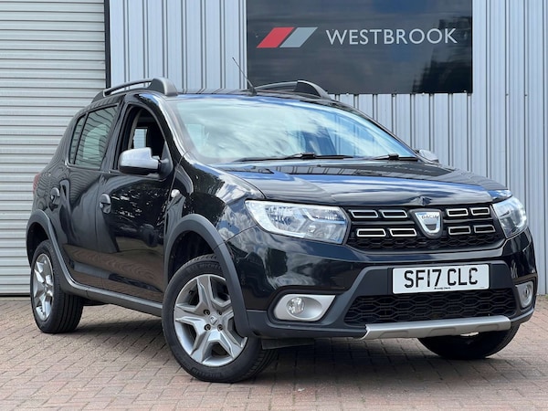 Used Dacia Sandero Stepway 2017 for sale - 73877480: Photo 1