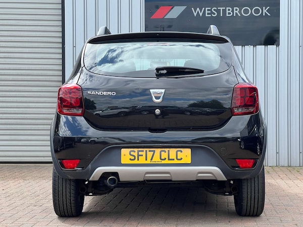 Used Dacia Sandero Stepway 2017 for sale - 73877480: Photo 3