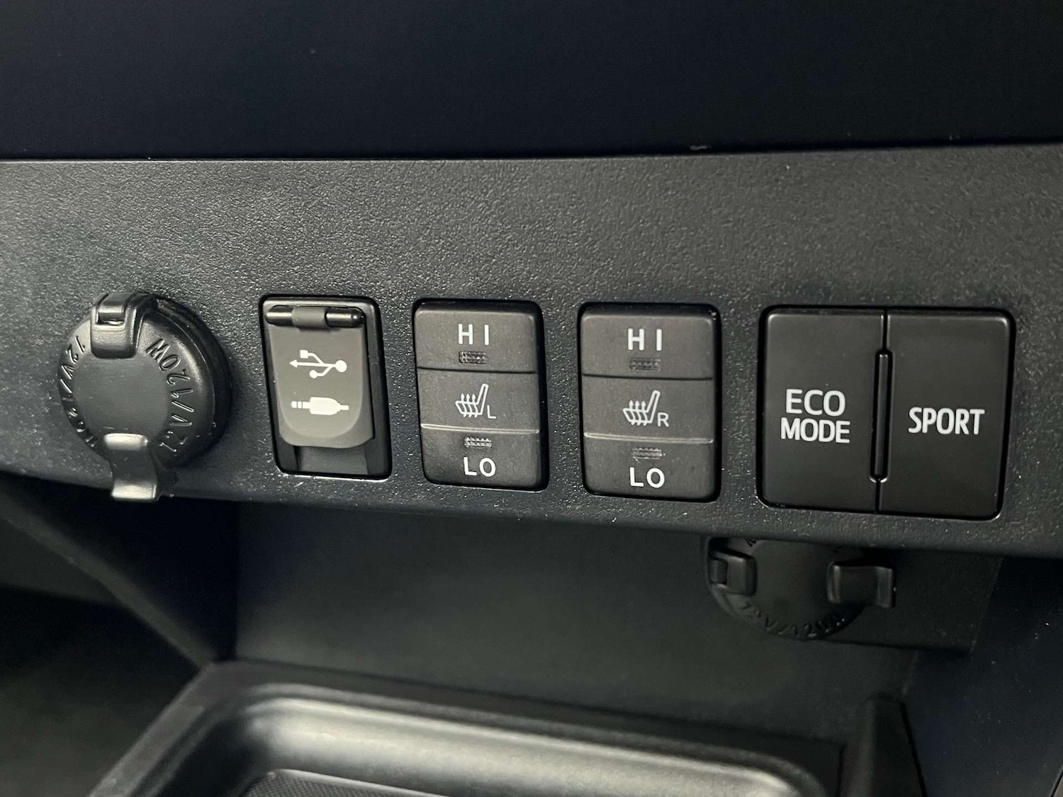 Used Toyota RAV4 2013 for sale - 76595821: Photo 31