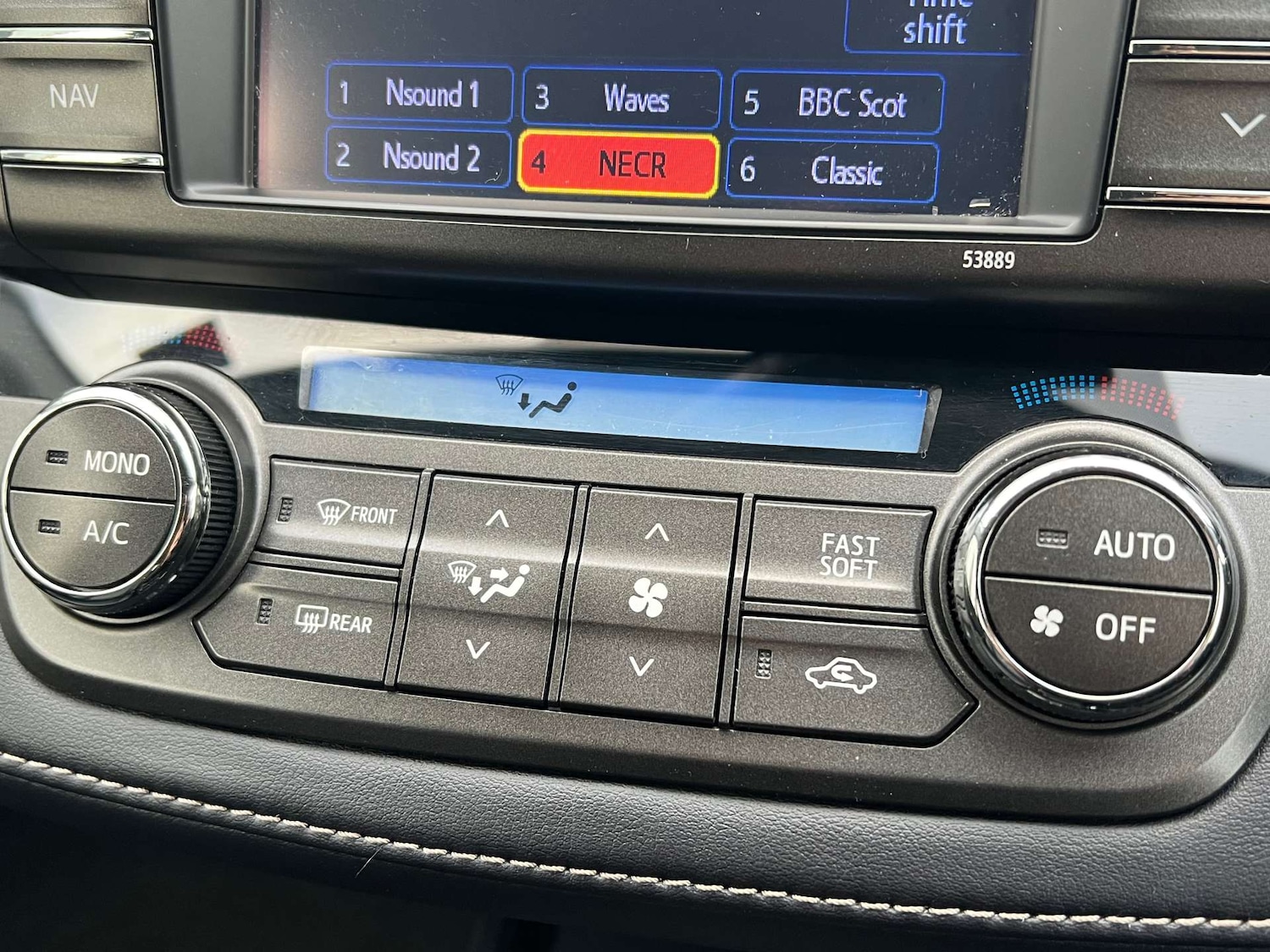 Used Toyota RAV4 2013 for sale - 76595821: Photo 32