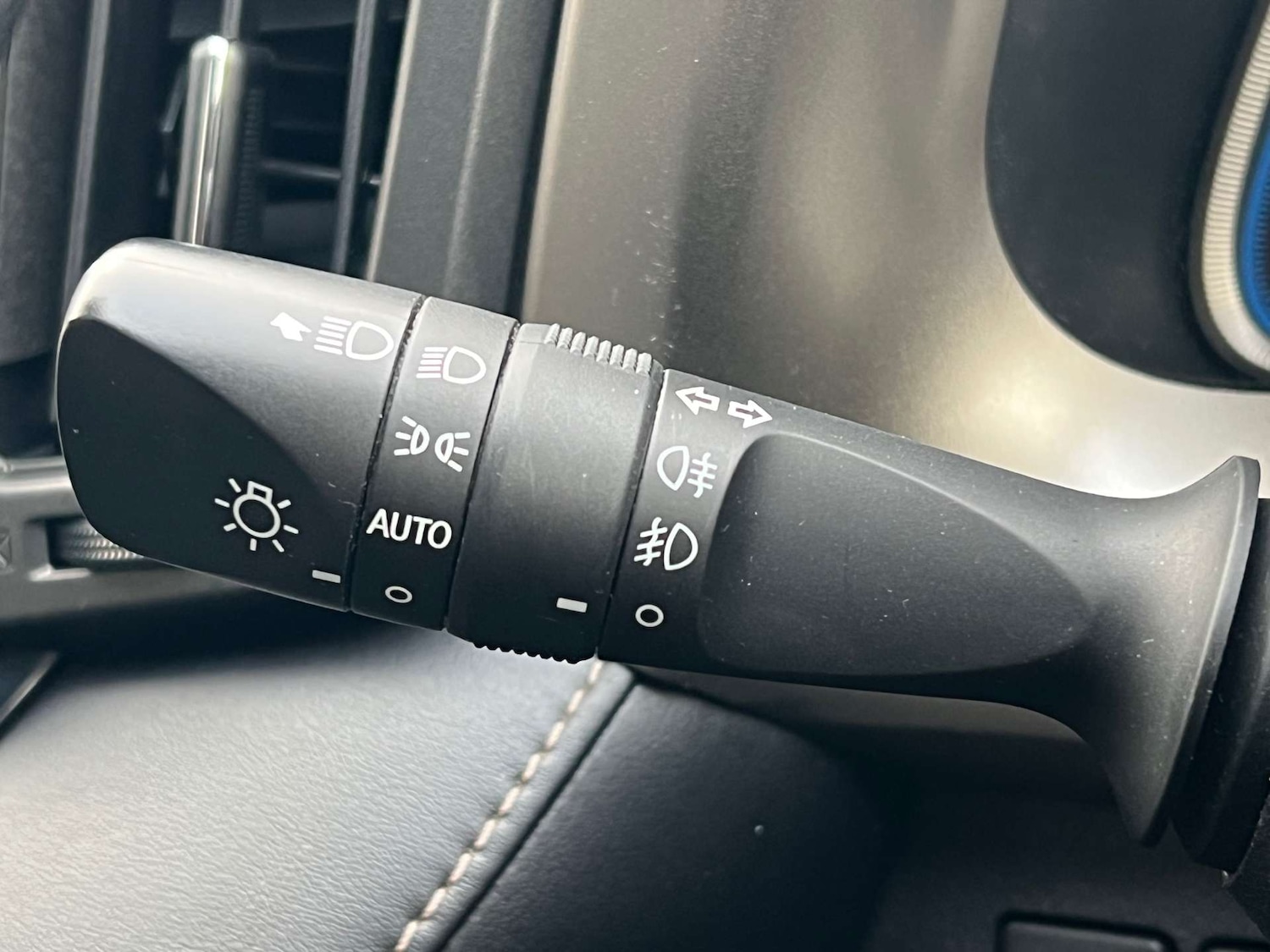 Used Toyota RAV4 2013 for sale - 76595821: Photo 44