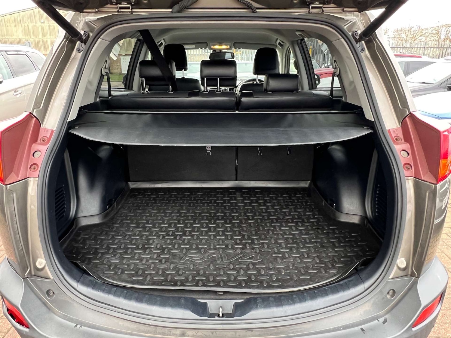 Used Toyota RAV4 2013 for sale - 76595821: Photo 58