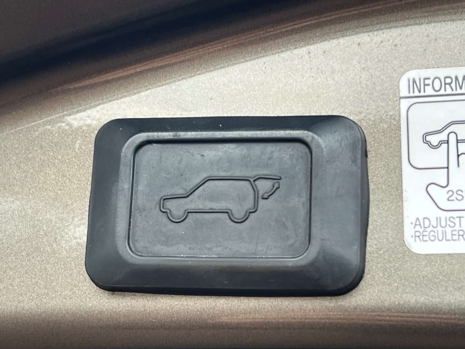 Used Toyota RAV4 2013 for sale - 76595821: Photo 59