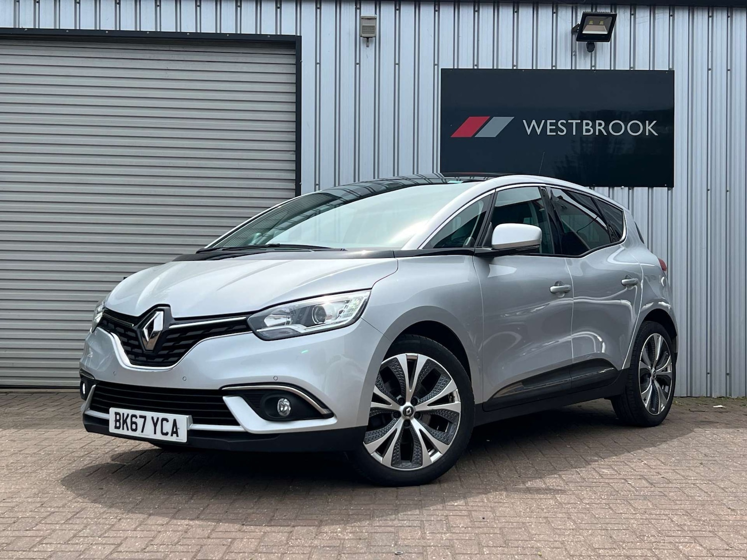 Used Renault Scenic 2017 for sale - 76601484: Photo 12