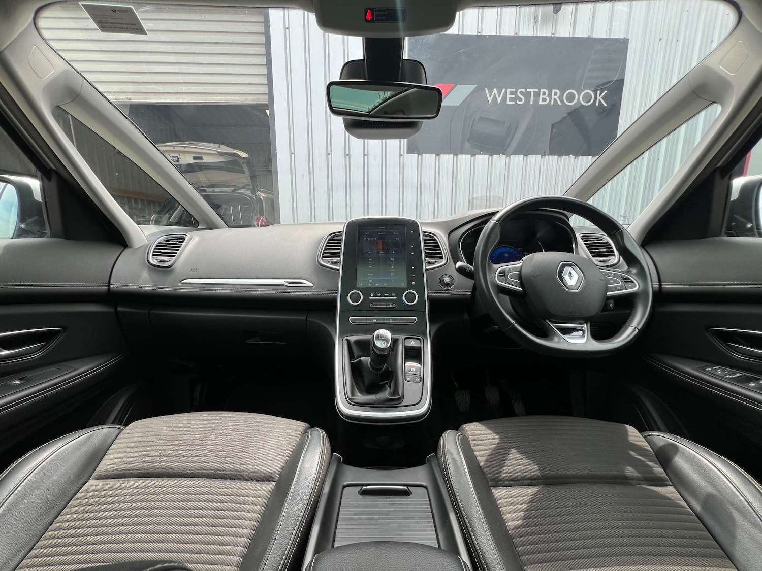 Used Renault Scenic 2017 for sale - 76601484: Photo 15