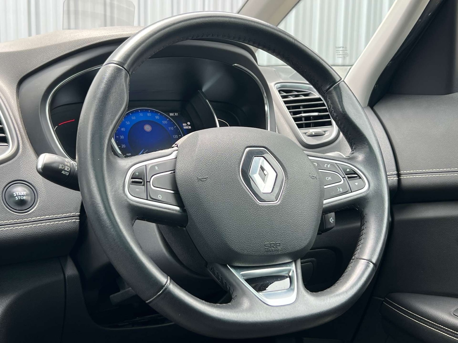 Used Renault Scenic 2017 for sale - 76601484: Photo 17