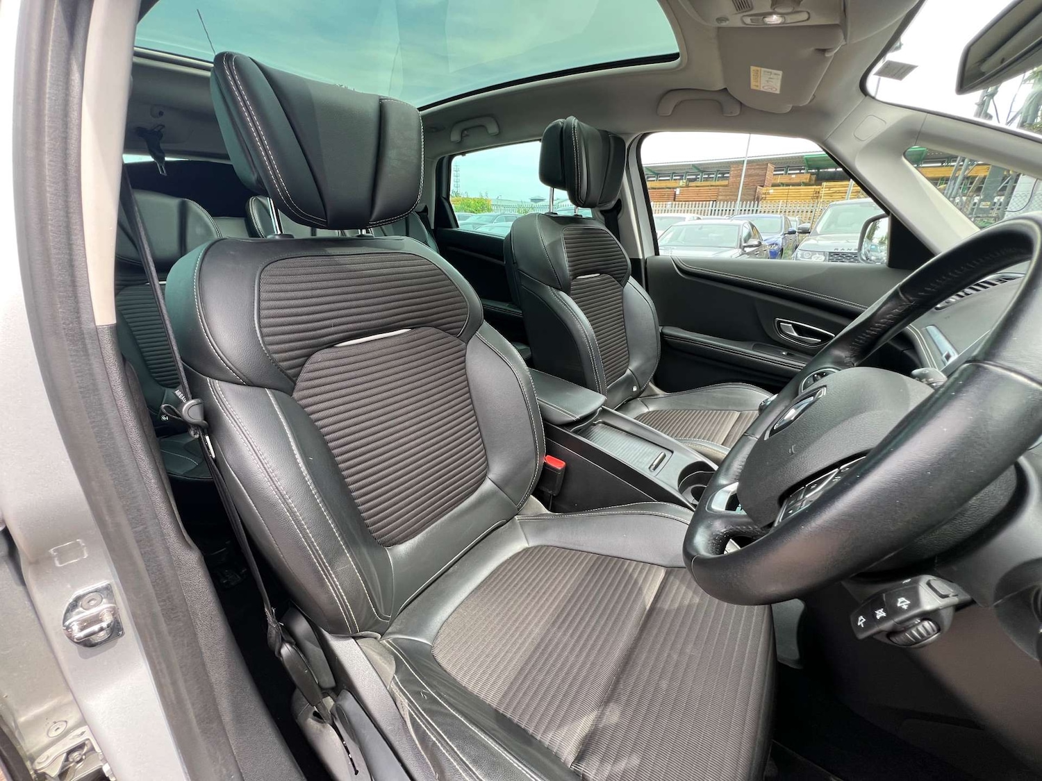 Used Renault Scenic 2017 for sale - 76601484: Photo 21