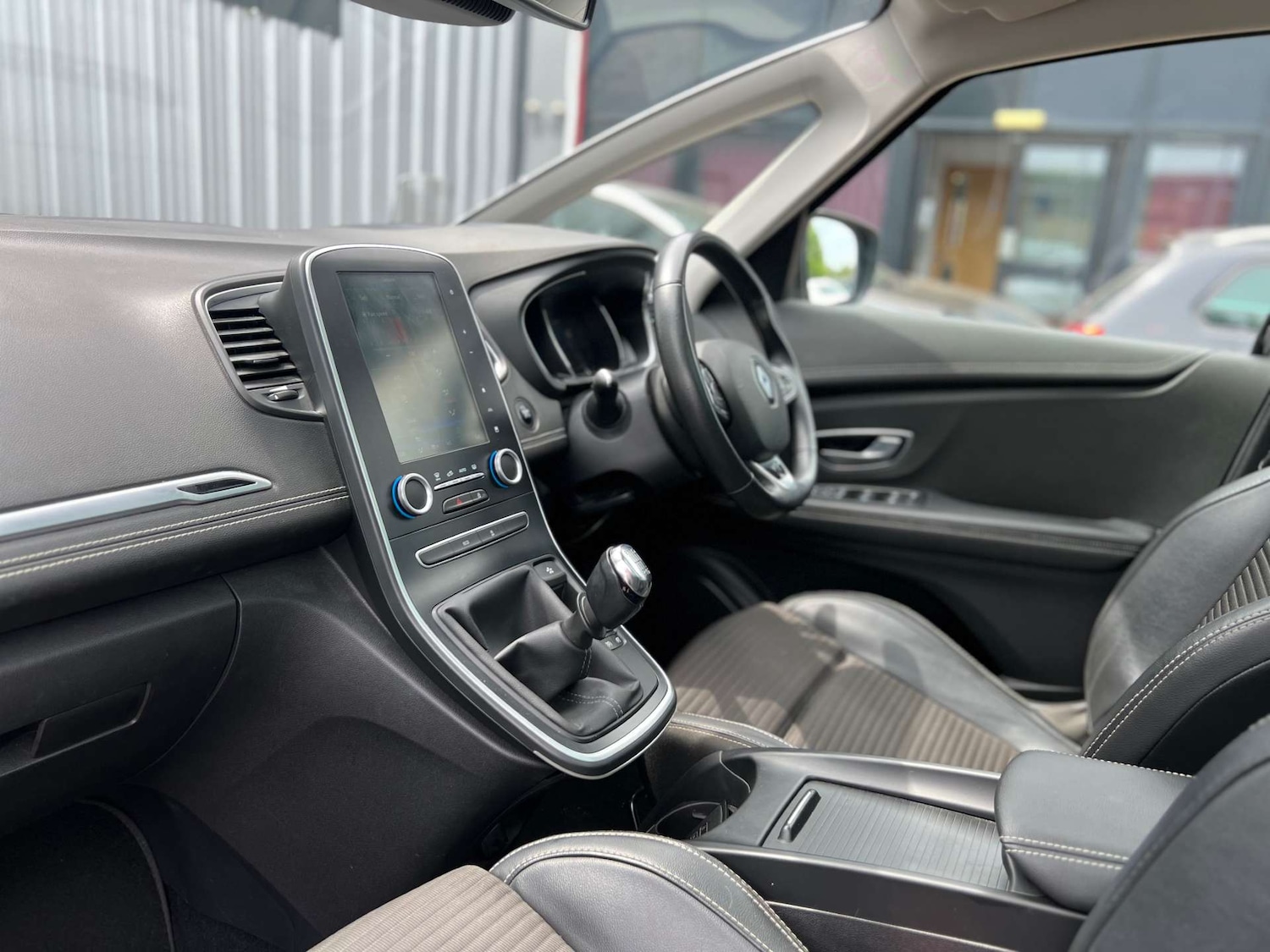 Used Renault Scenic 2017 for sale - 76601484: Photo 30