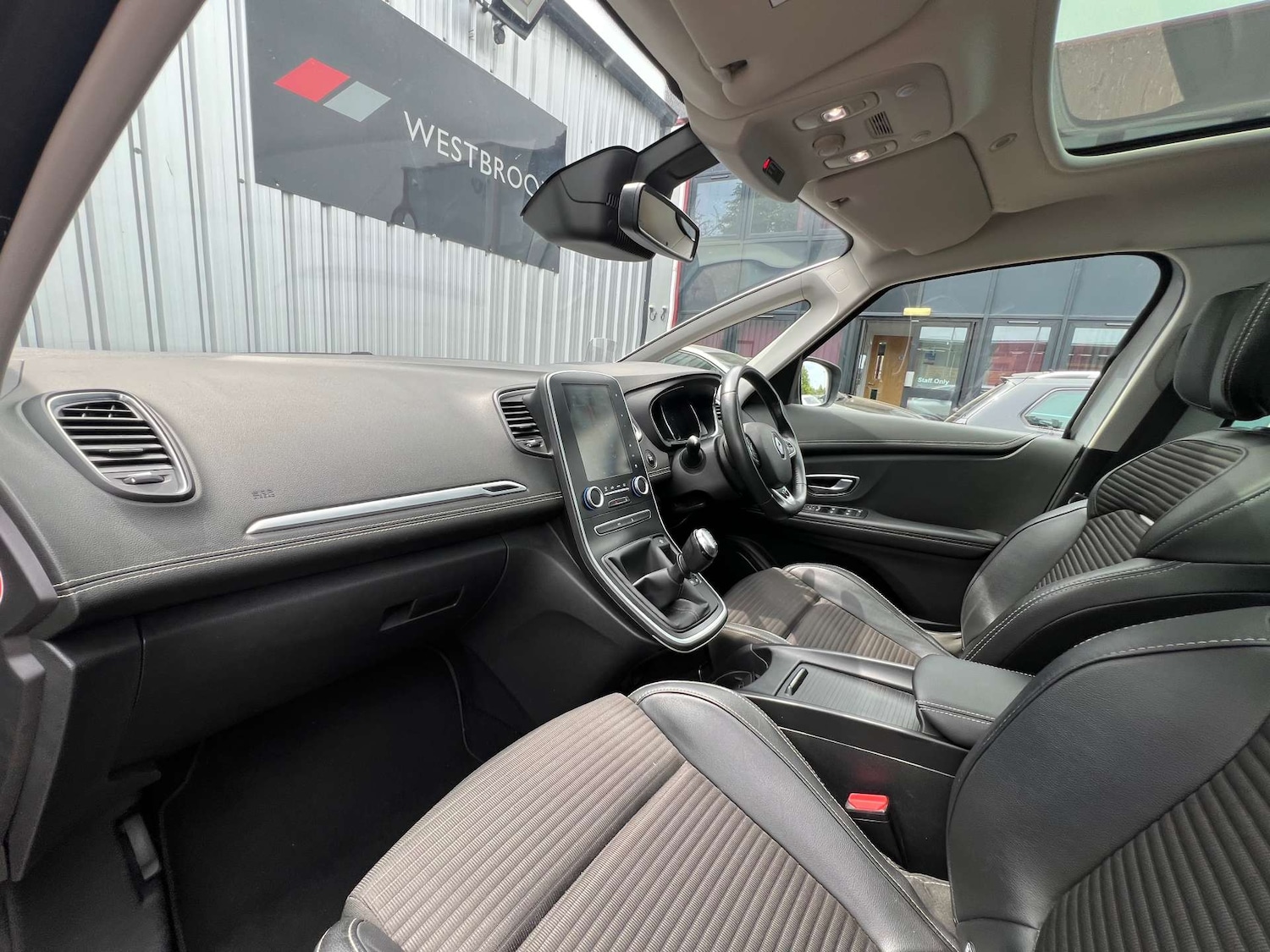 Used Renault Scenic 2017 for sale - 76601484: Photo 31