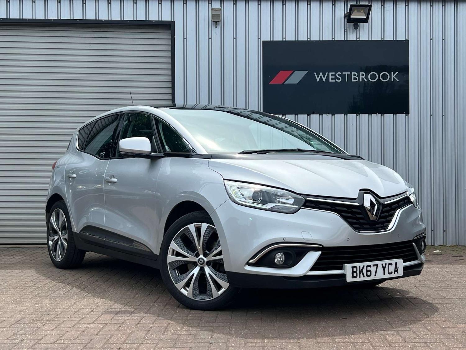 Used Renault Scenic 2017 for sale - 76601484: Photo 8