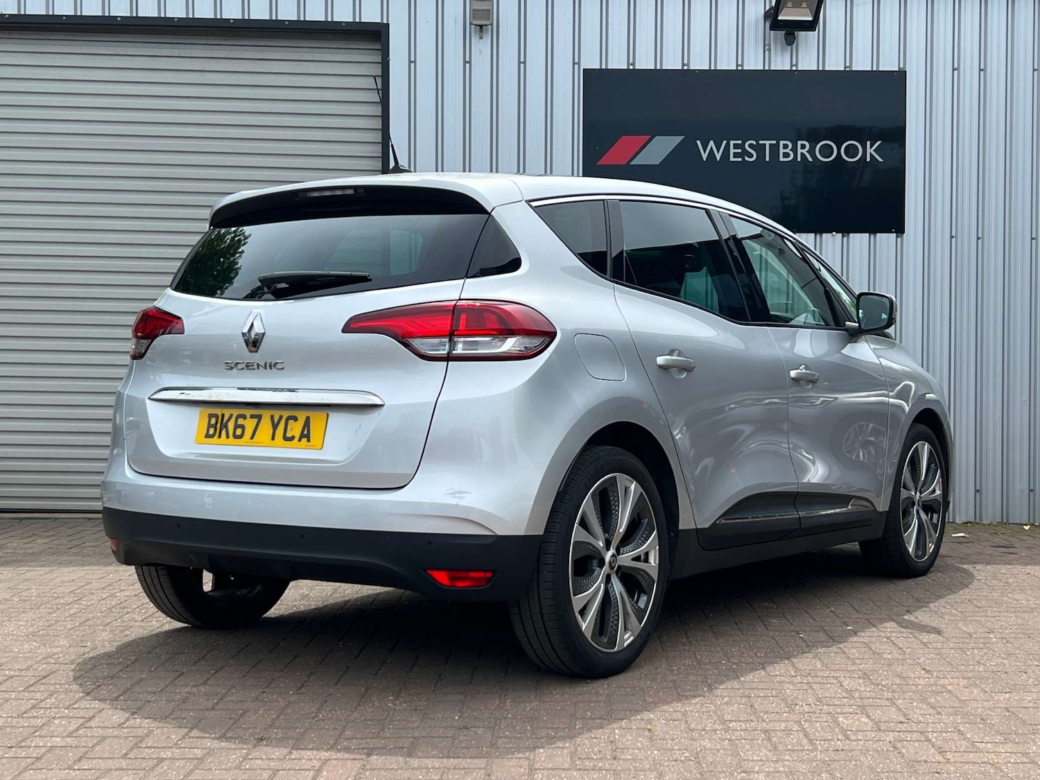 Used Renault Scenic 2017 for sale - 76601484: Photo 9