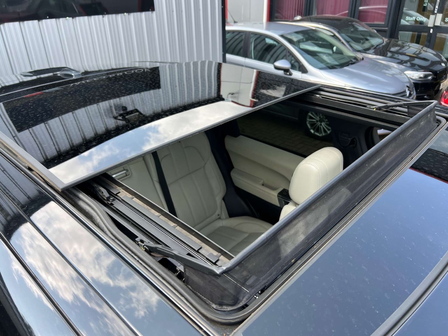 Used Land Rover Range Rover Sport 2013 for sale - 76601531: Photo 16