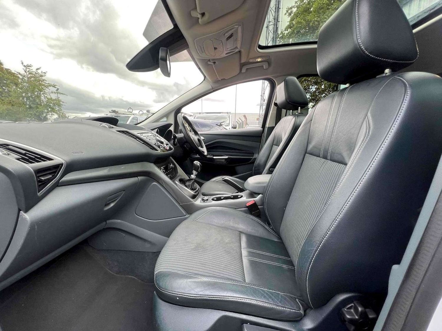 Used Ford C-Max 2014 for sale - 77247859: Photo 17