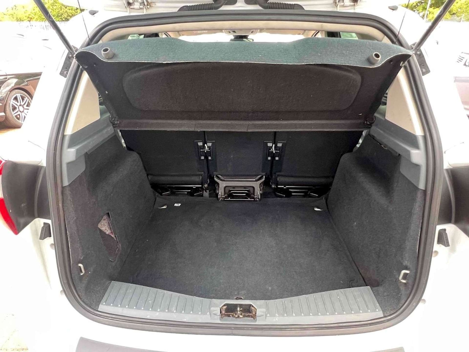 Used Ford C-Max 2014 for sale - 77247859: Photo 33