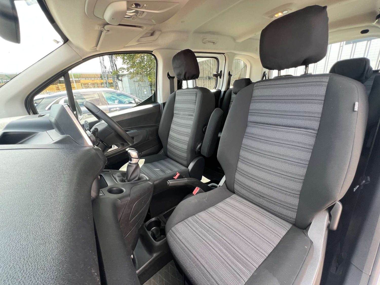 Vehicle 29
