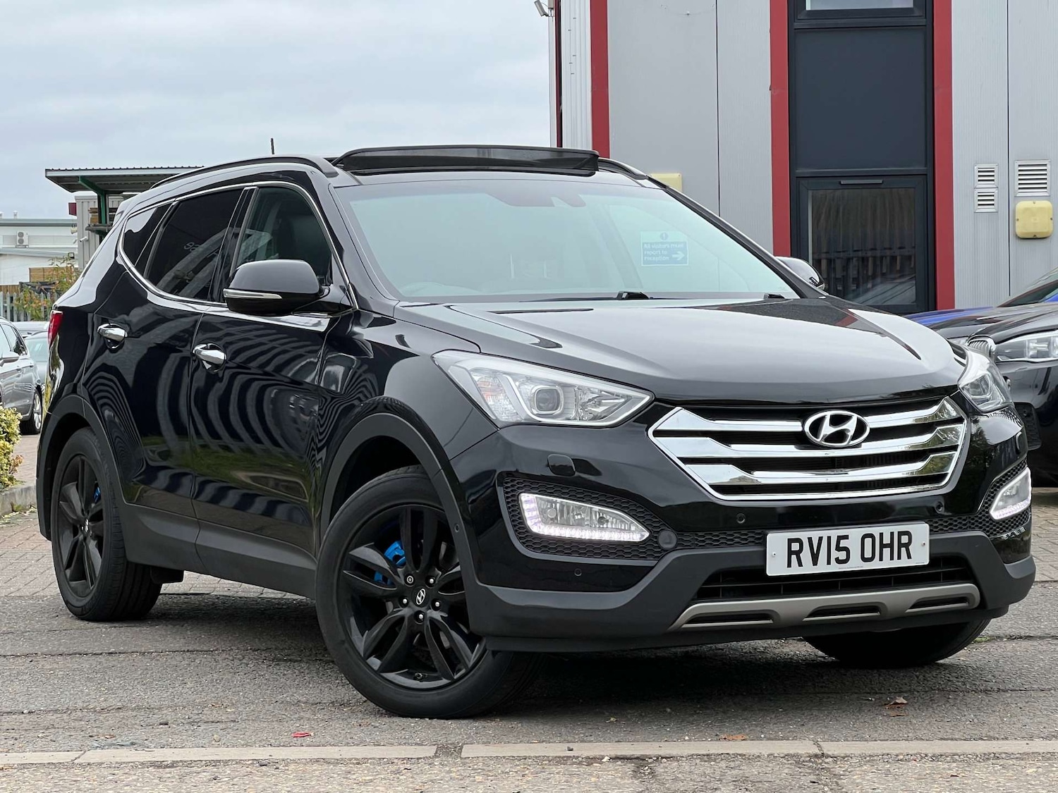Used Hyundai Santa Fe 2015 for sale - 76274221: Photo 1