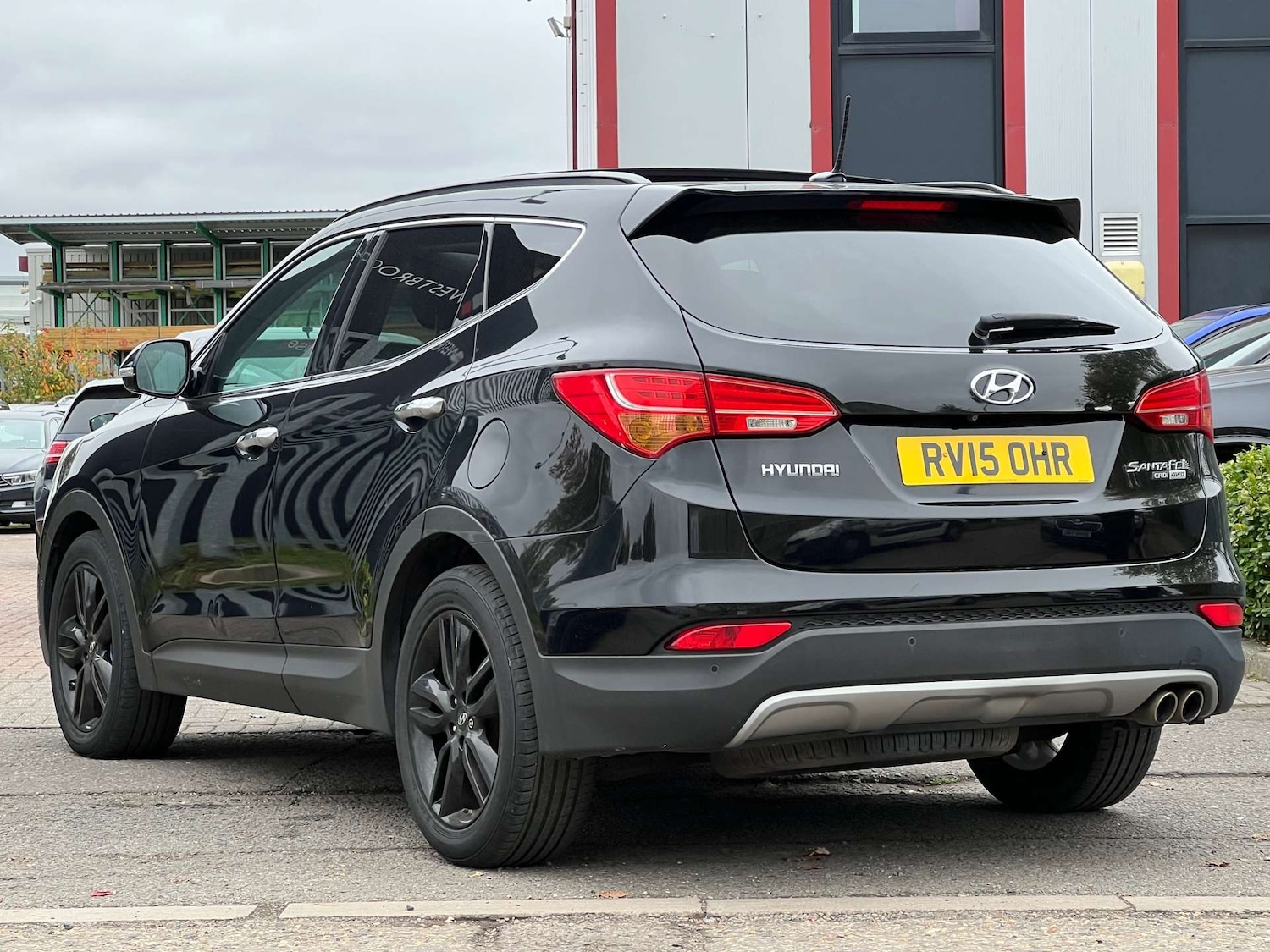 Used Hyundai Santa Fe 2015 for sale - 76274221: Photo 10