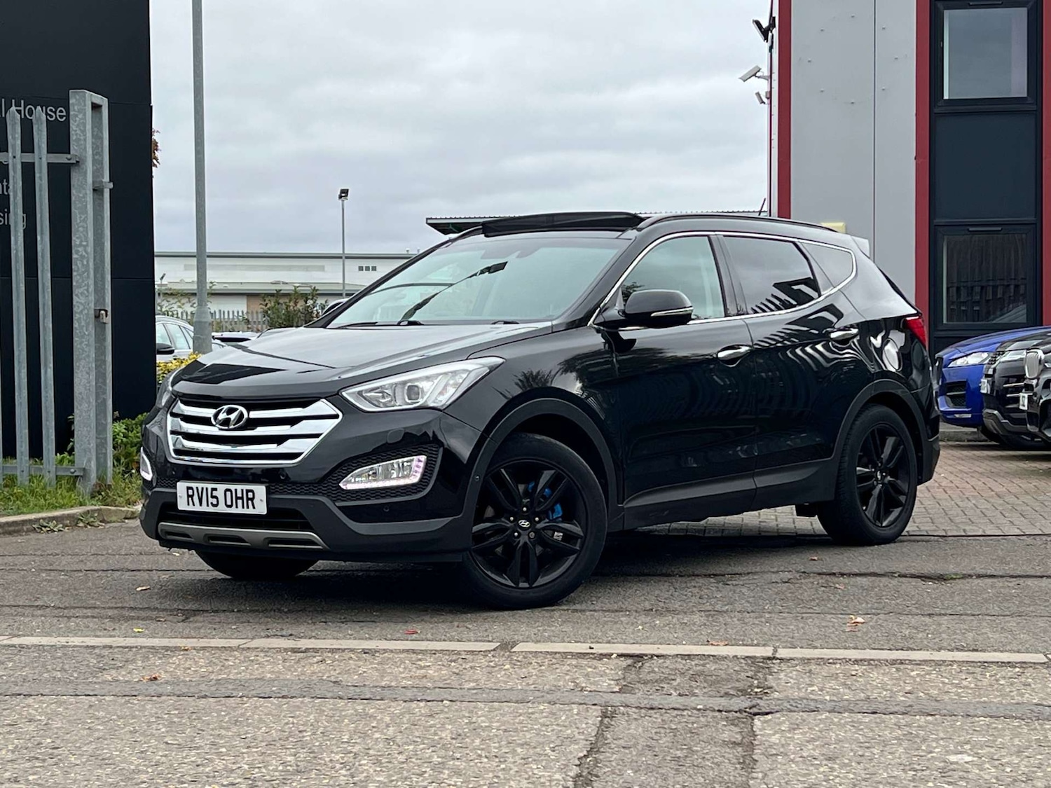 Used Hyundai Santa Fe 2015 for sale - 76274221: Photo 16