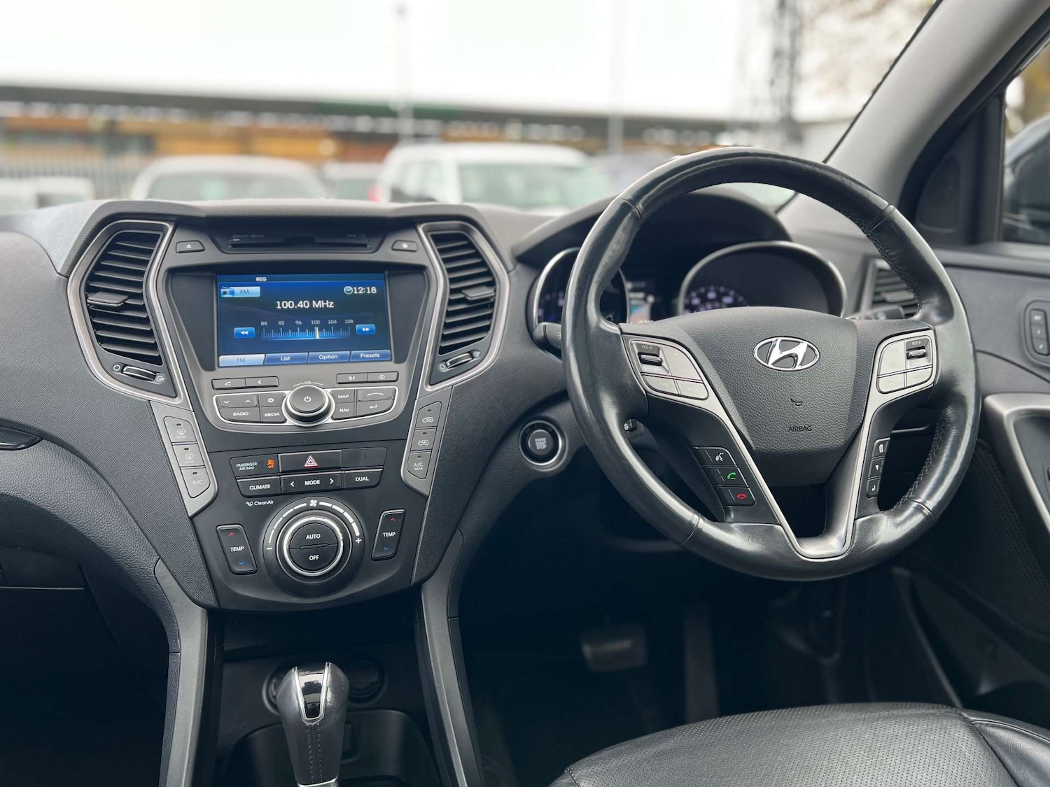 Used Hyundai Santa Fe 2015 for sale - 76274221: Photo 26
