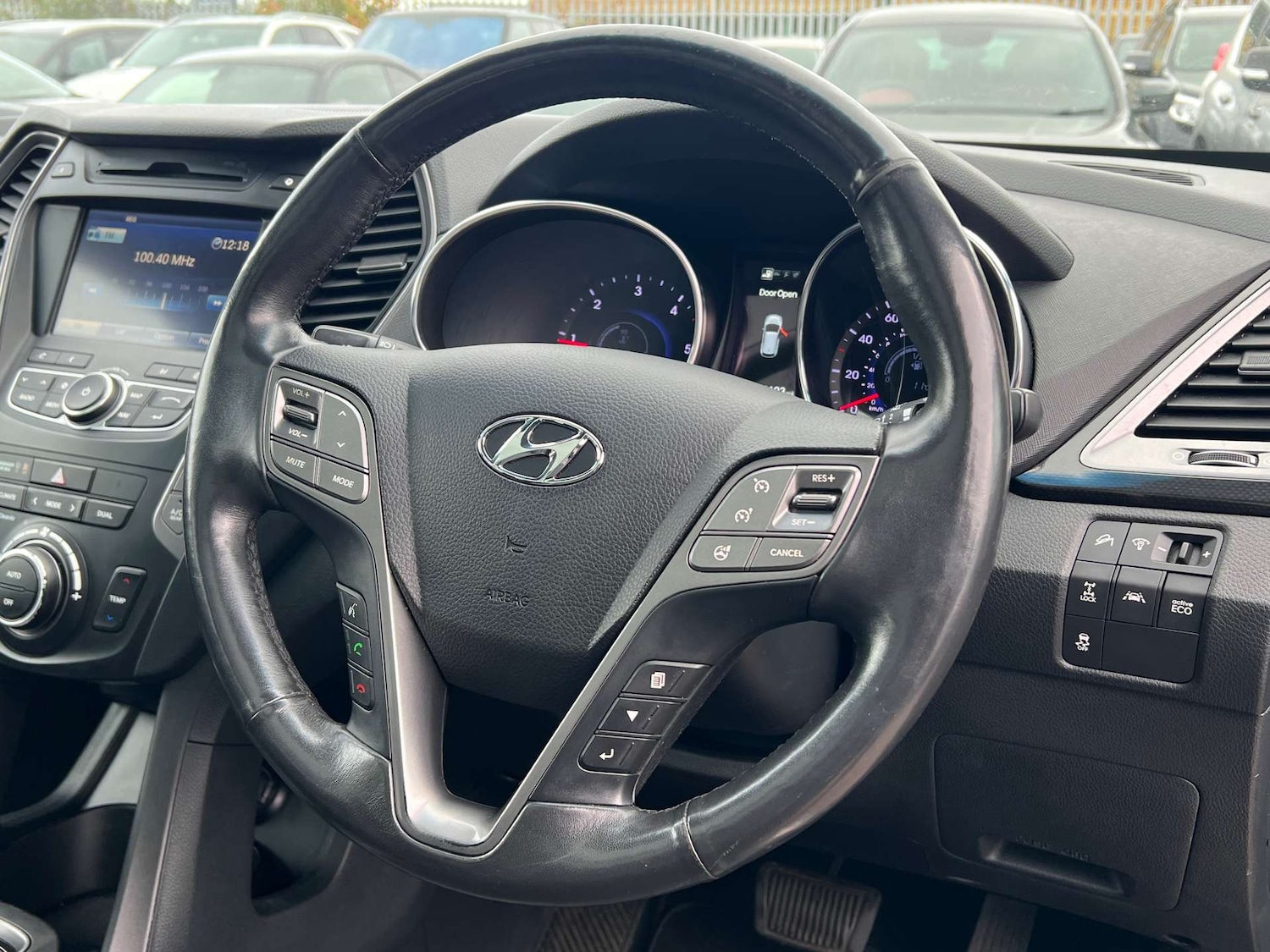 Used Hyundai Santa Fe 2015 for sale - 76274221: Photo 30