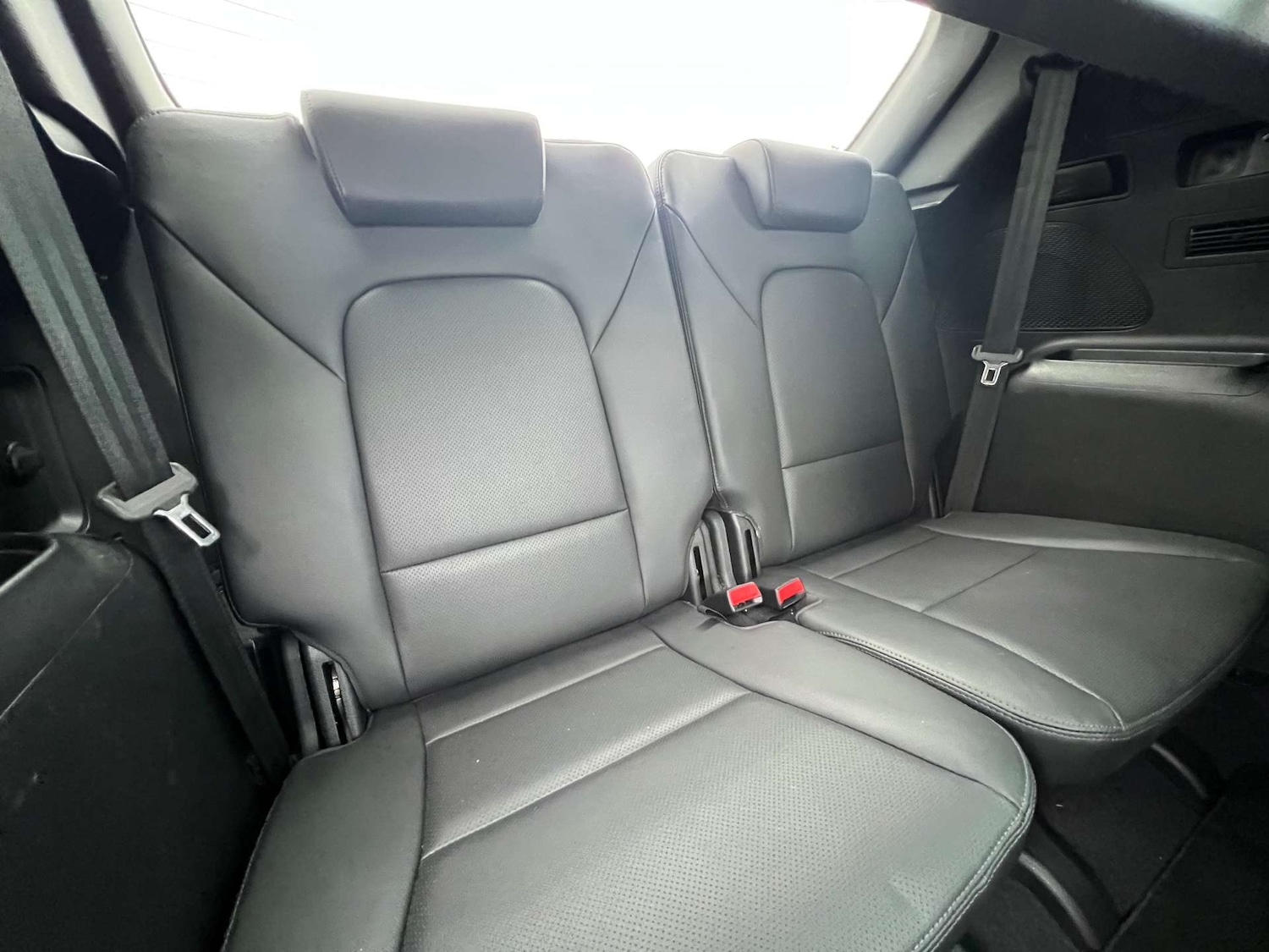 Used Hyundai Santa Fe 2015 for sale - 76274221: Photo 38