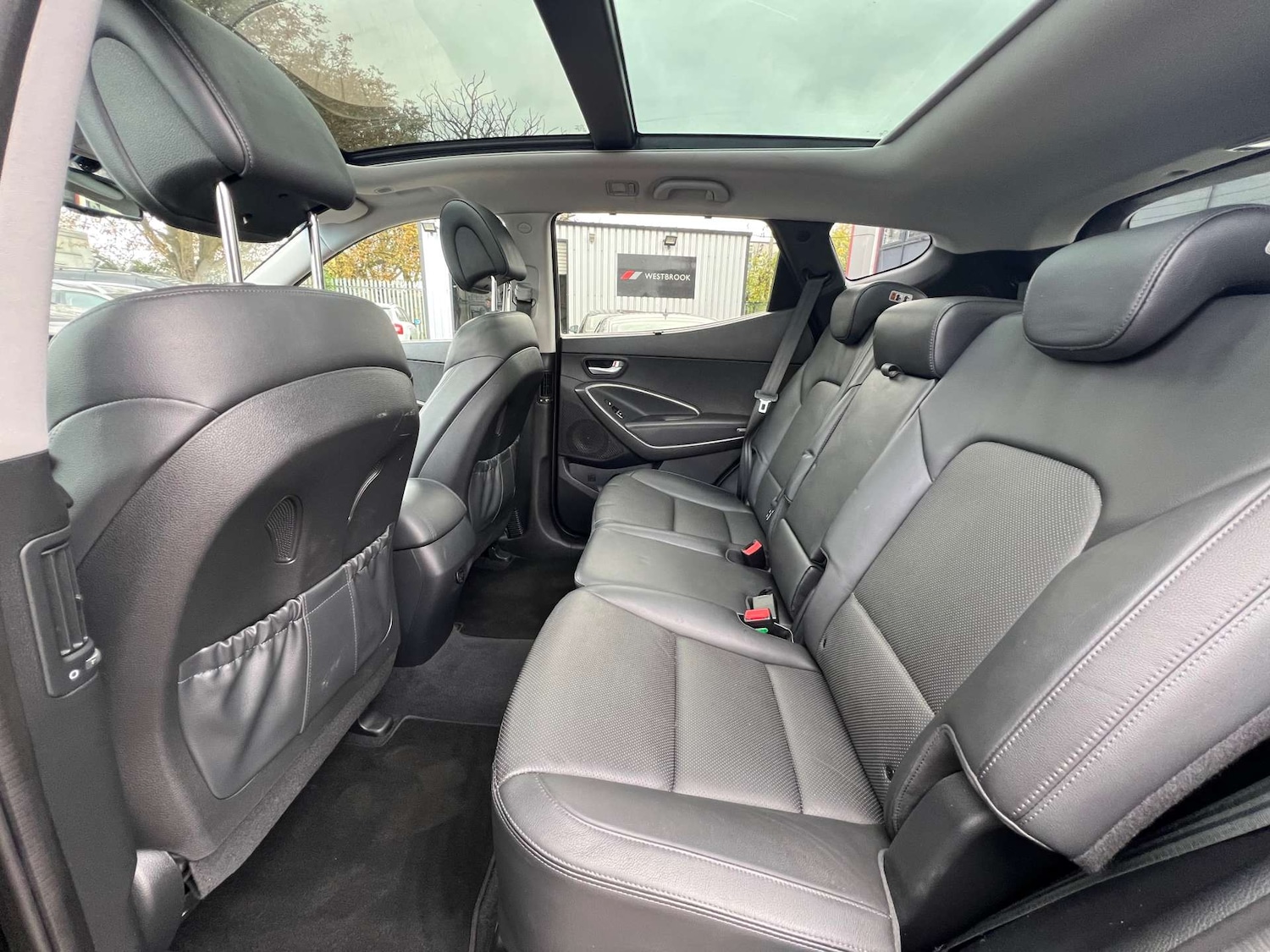 Used Hyundai Santa Fe 2015 for sale - 76274221: Photo 41