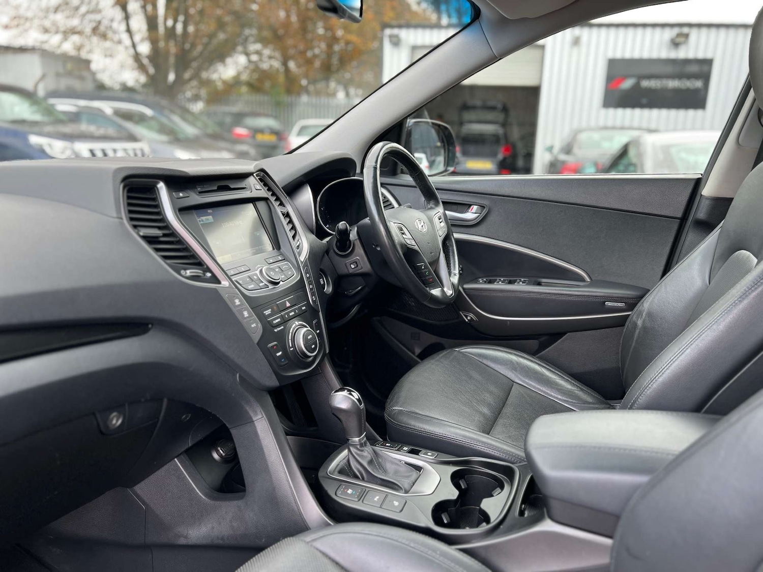 Used Hyundai Santa Fe 2015 for sale - 76274221: Photo 47