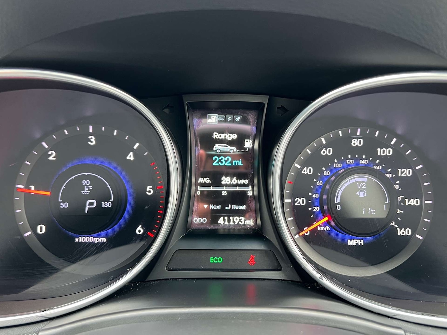 Used Hyundai Santa Fe 2015 for sale - 76274221: Photo 73