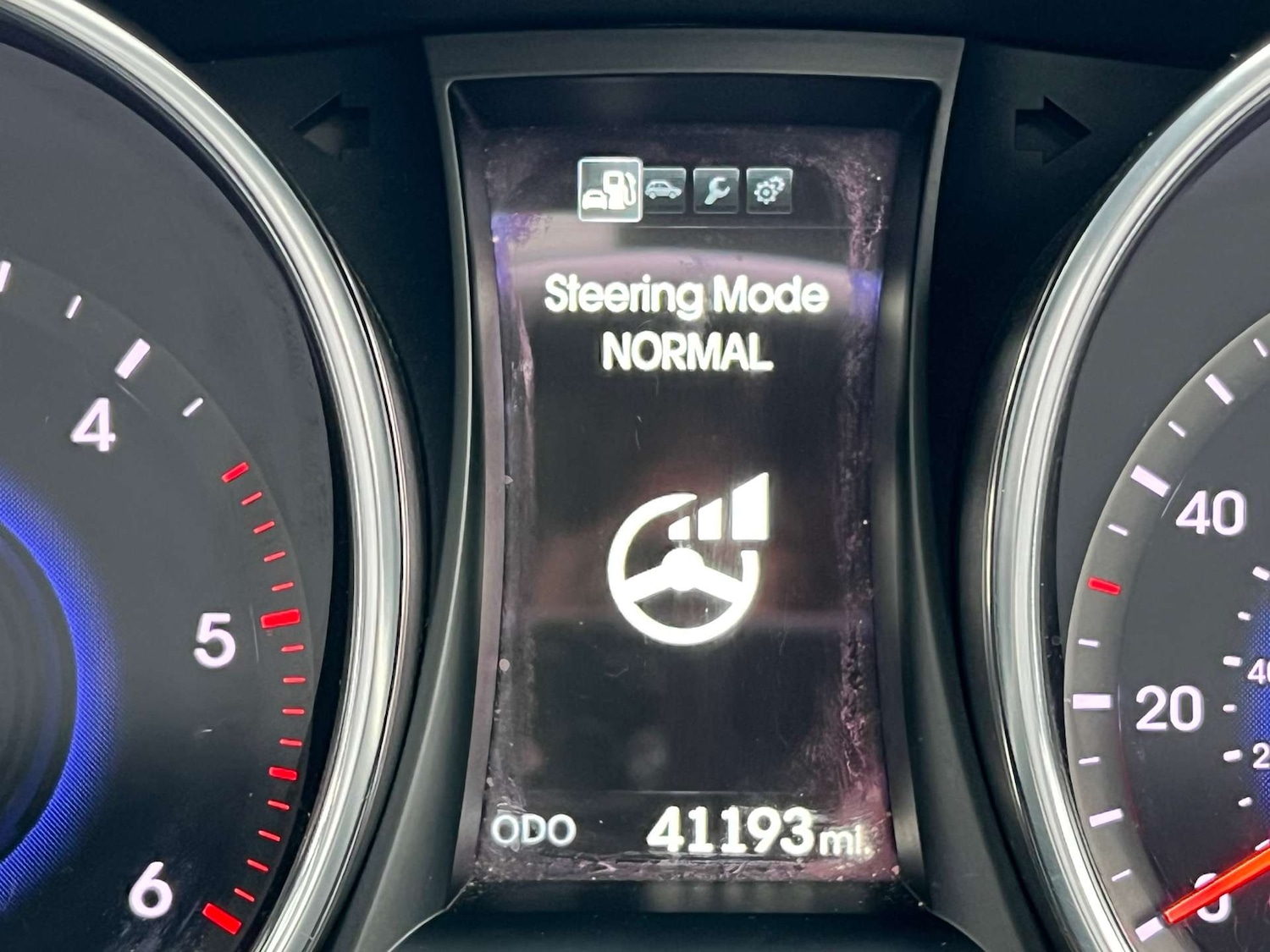 Used Hyundai Santa Fe 2015 for sale - 76274221: Photo 76