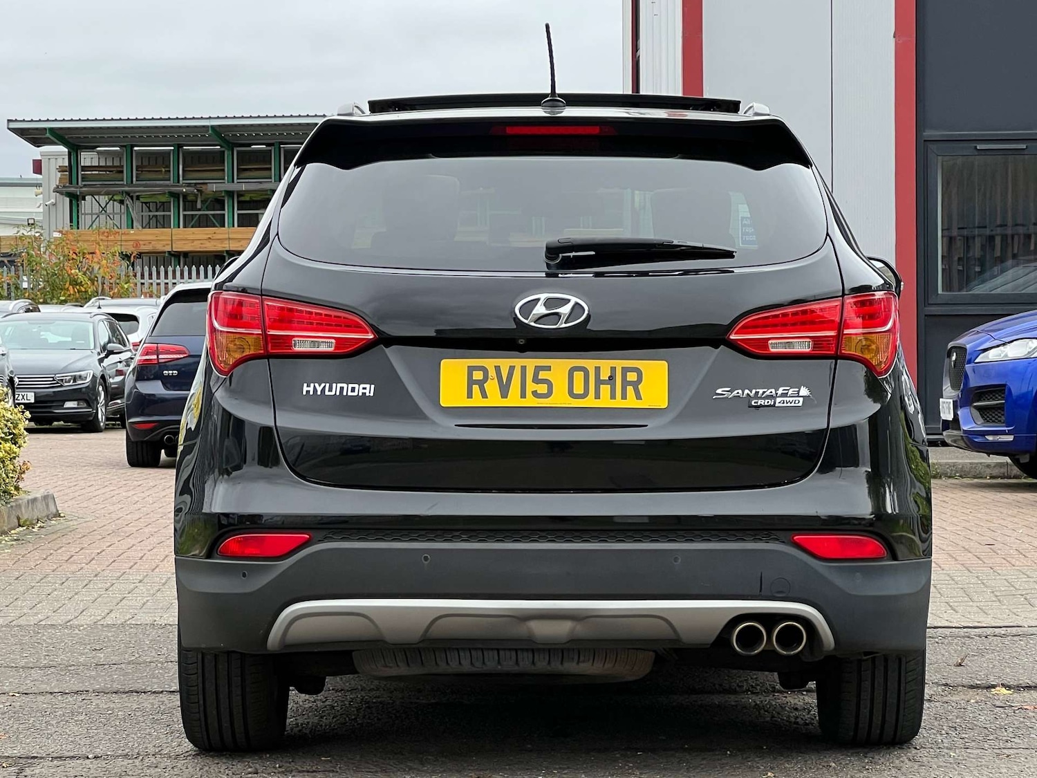 Used Hyundai Santa Fe 2015 for sale - 76274221: Photo 9