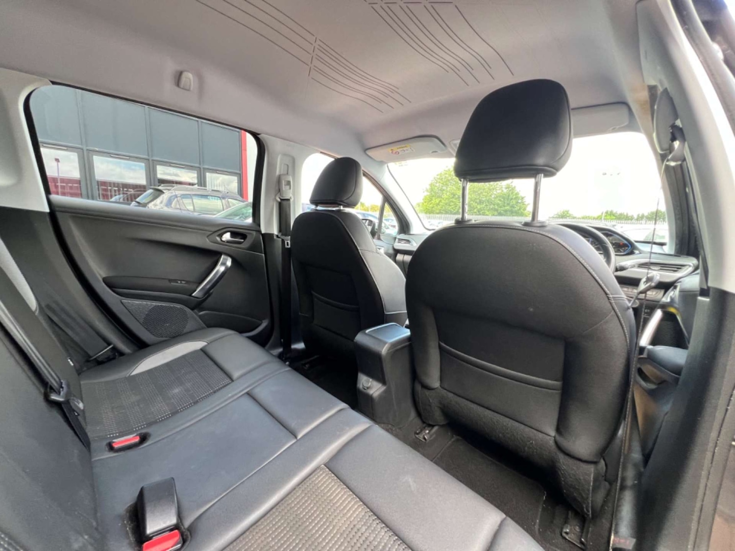 Vehicle 29