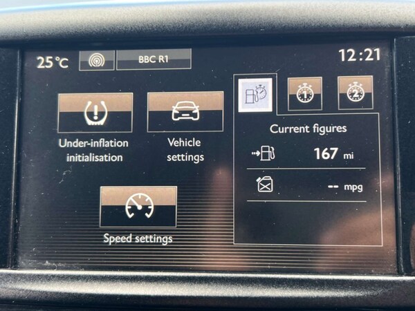 Used Peugeot 2008 2016 for sale - 72532490: Photo 46