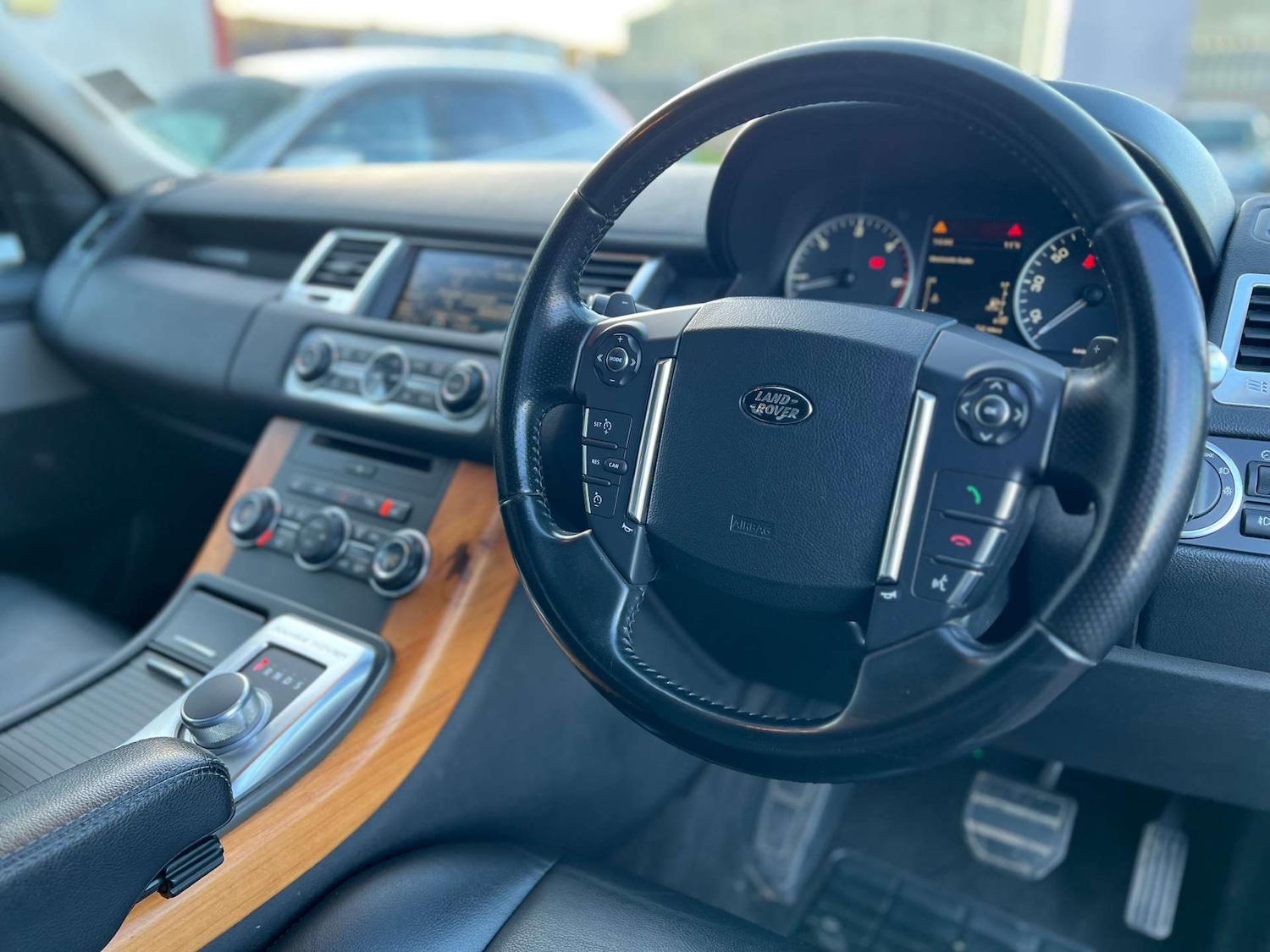 Used Land Rover Range Rover Sport 2013 for sale - 76863463: Photo 18