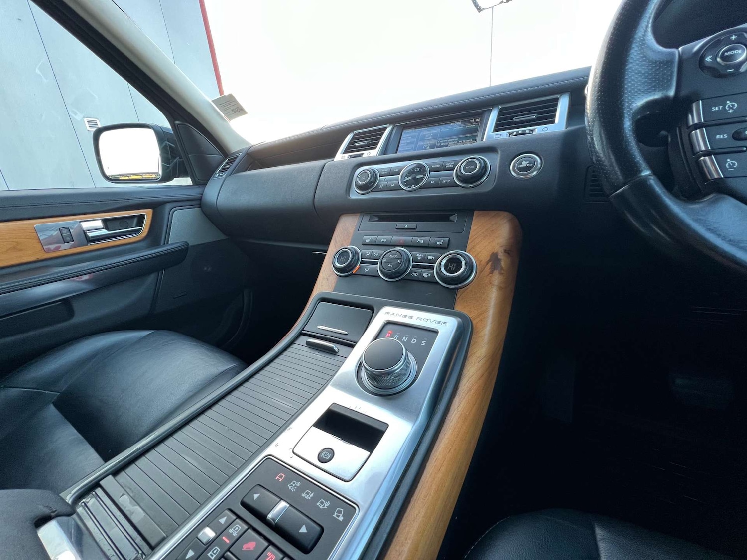 Used Land Rover Range Rover Sport 2013 for sale - 76863463: Photo 36