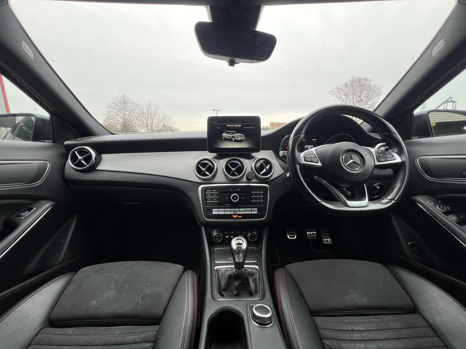 Used Mercedes-Benz GLA 2017 for sale - 77535120: Photo 11