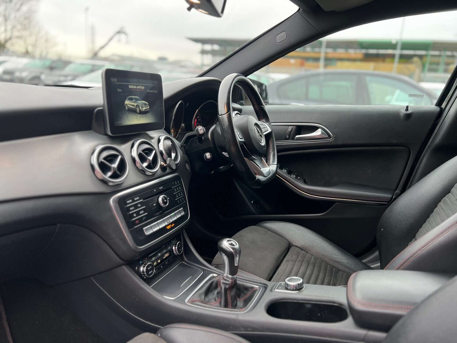 Used Mercedes-Benz GLA 2017 for sale - 77535120: Photo 28