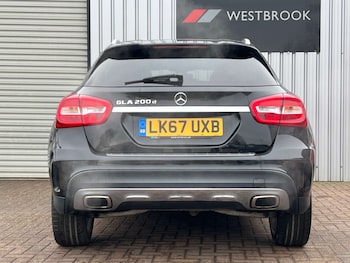 Used Mercedes-Benz GLA 2017 for sale - 77535120: Photo