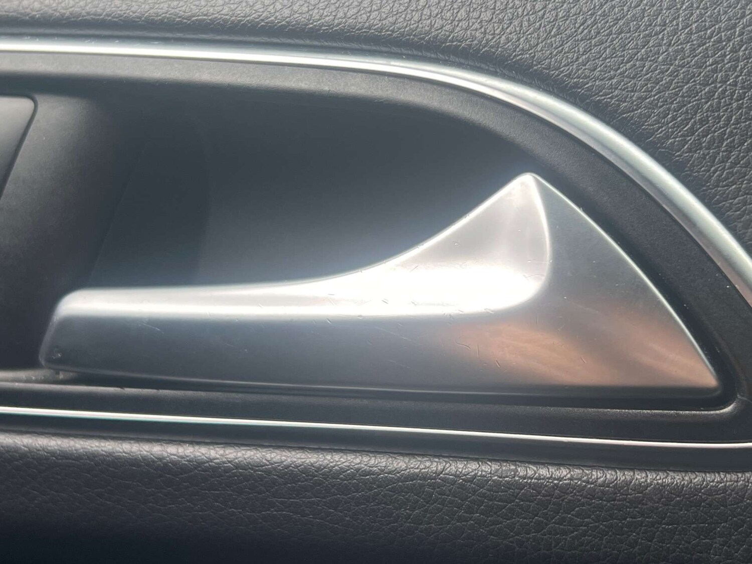 Used Mercedes-Benz GLA 2017 for sale - 77535120: Photo 47