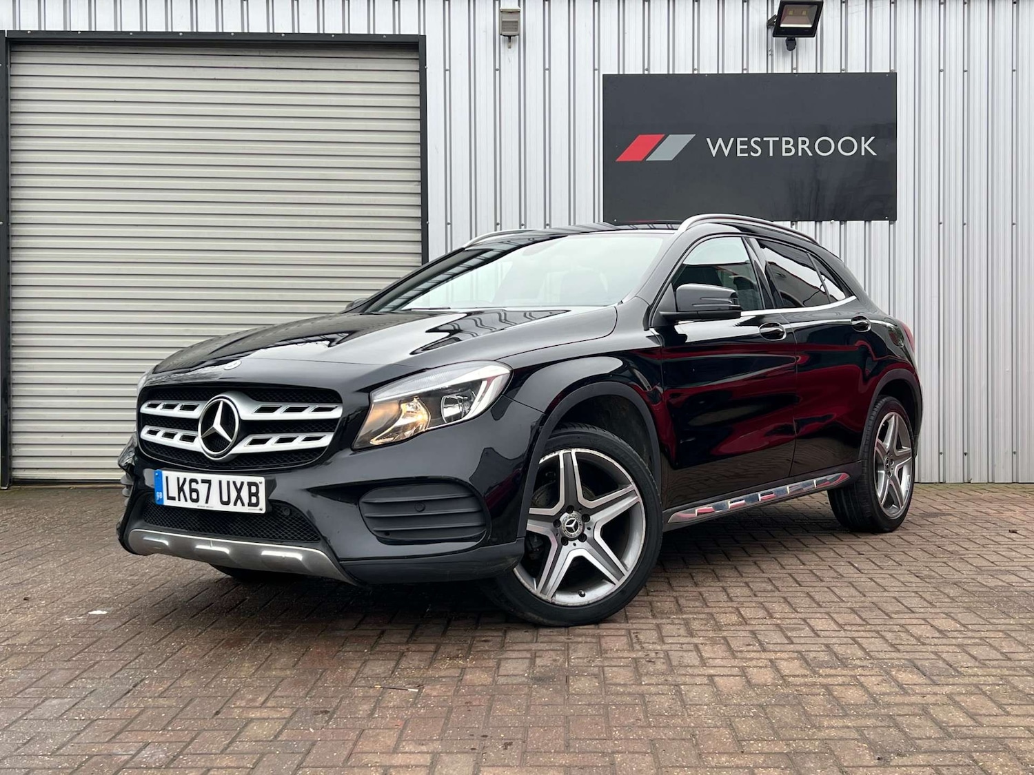 Used Mercedes-Benz GLA 2017 for sale - 77535120: Photo 6