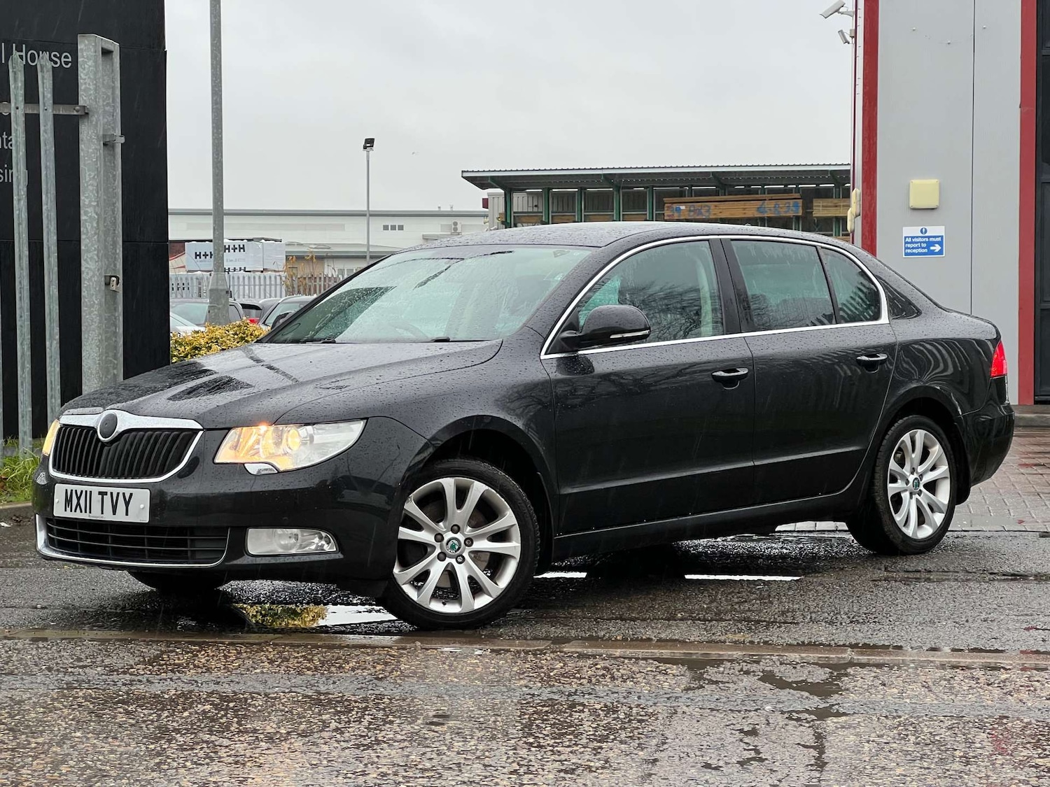 Used Skoda Superb 2011 for sale - 76863470: Photo 12