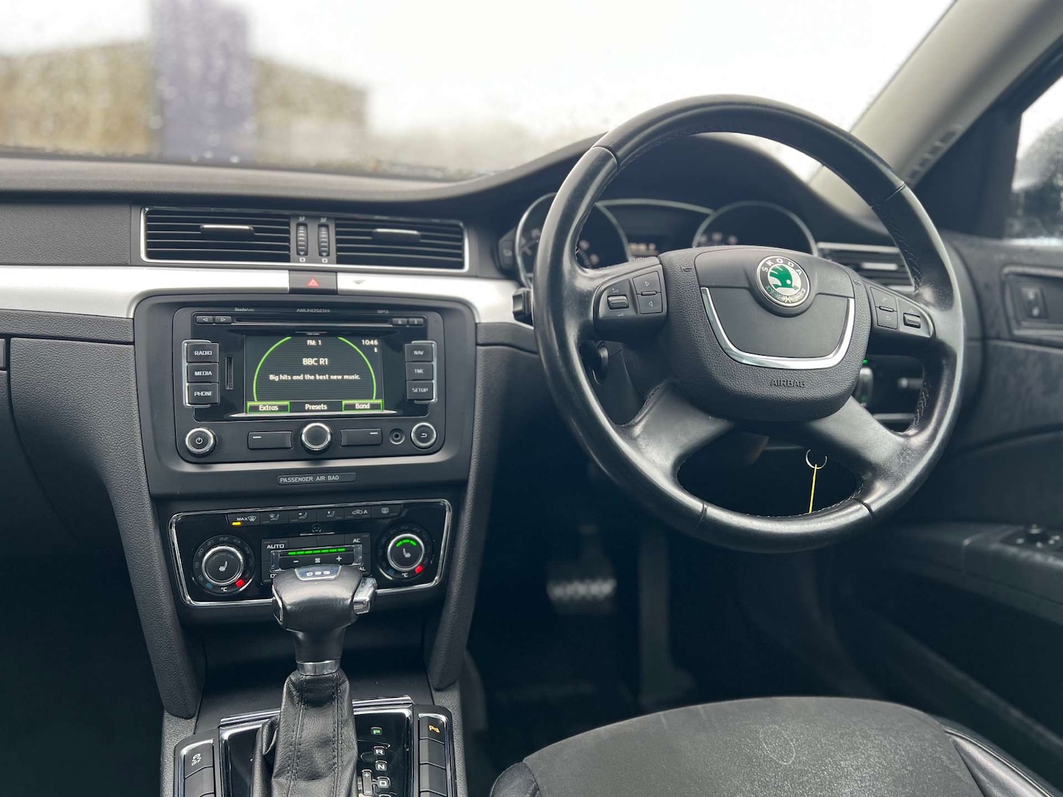 Used Skoda Superb 2011 for sale - 76863470: Photo 21